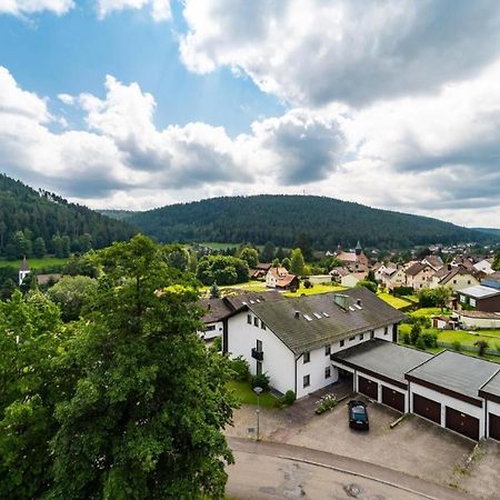 Schwarzwaldsuite Mit Panorama Waldblick Enzklosterle Exterior photo